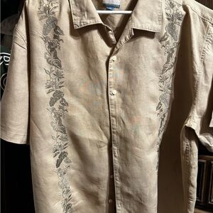 Breakwater Beige Short-Sleeve Embroidered